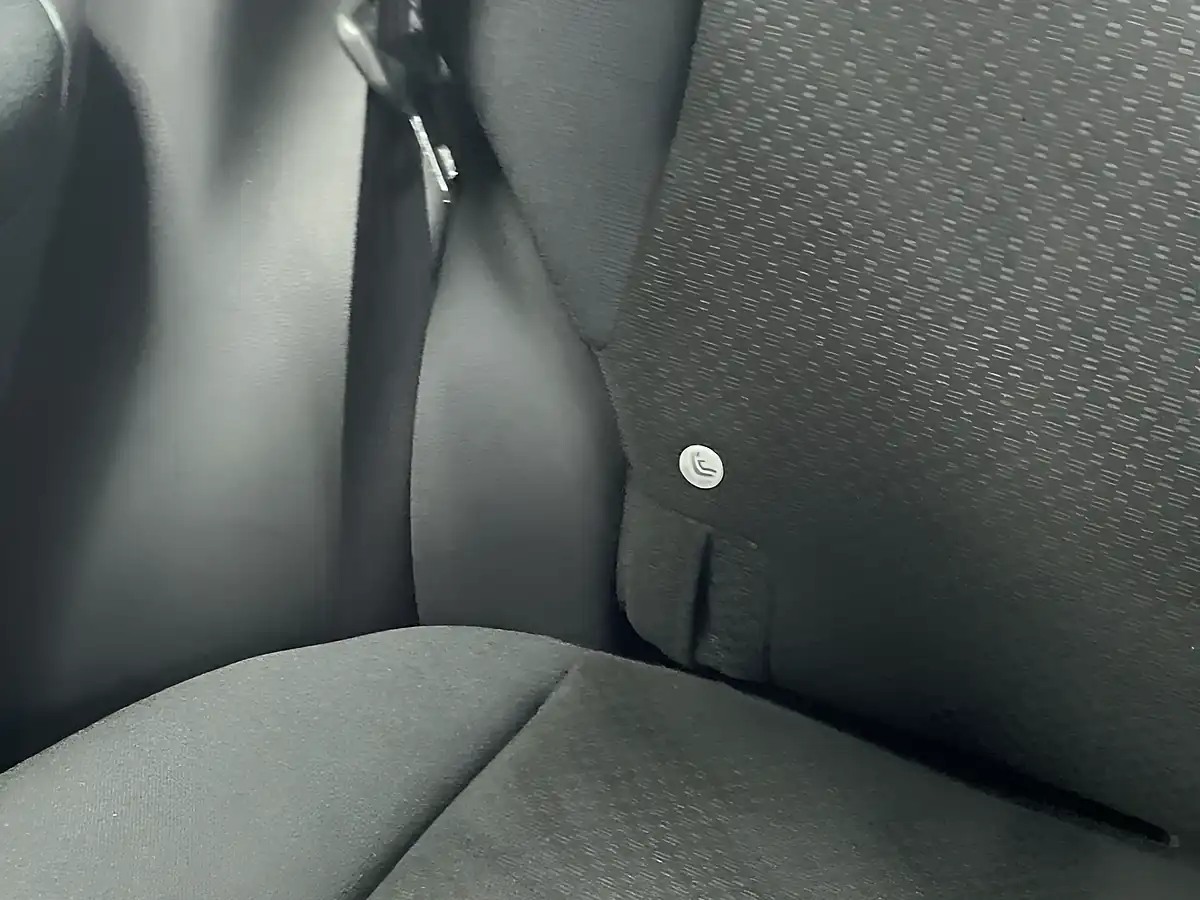 Used 2016 Honda Cr-V Se Grey - Interior and Exterior details 9