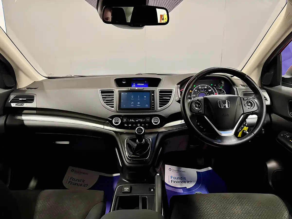 Used 2016 Honda Cr-V Se Passion Red Pearl - Interior and Exterior details 14
