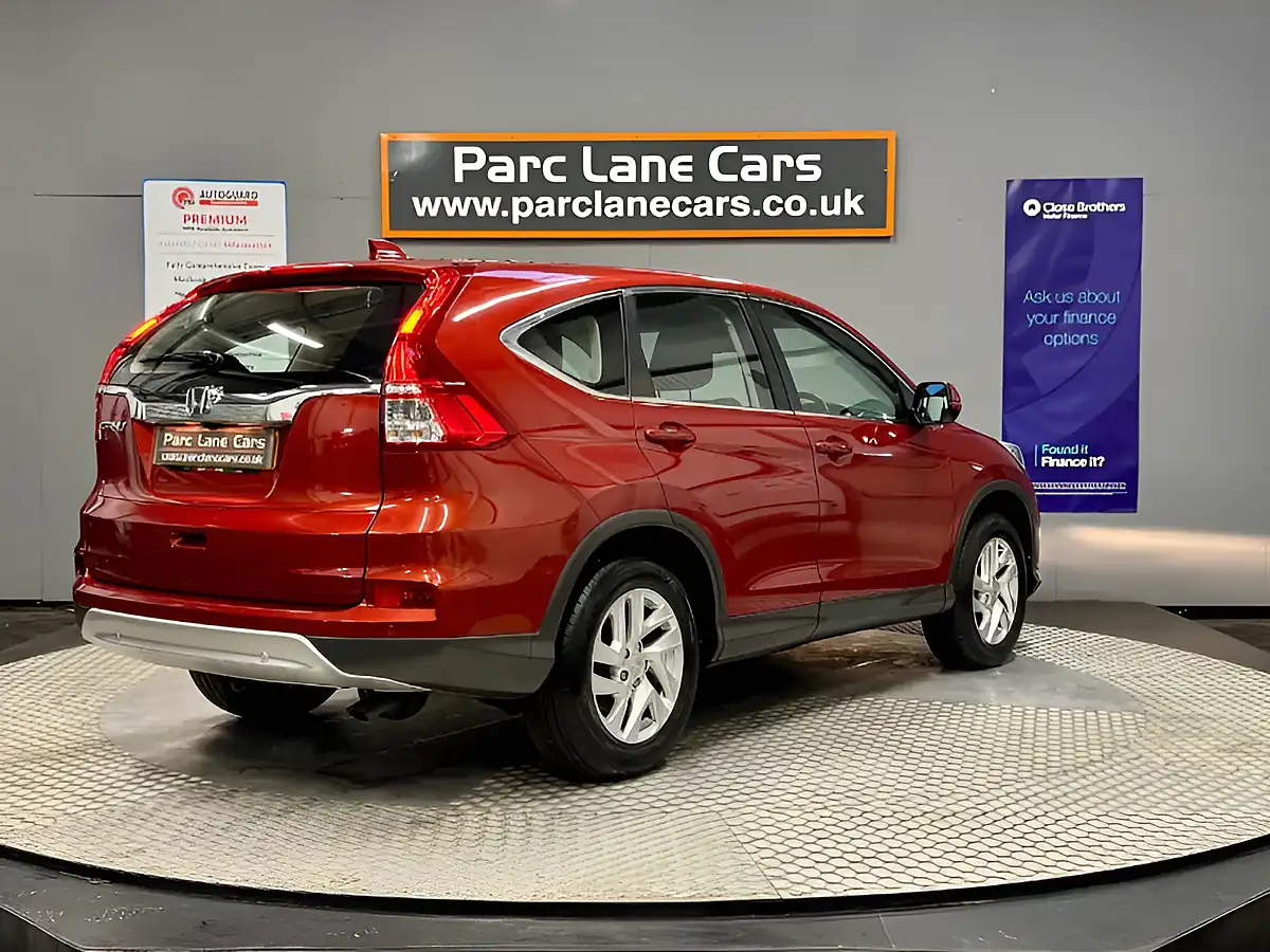 Used 2016 Honda Cr-V Se Passion Red Pearl - Interior and Exterior details 3
