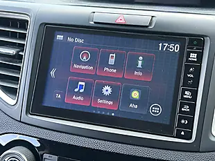 Used 2016 Honda Cr-V Se Plus Navi Black - Interior and Exterior details 16