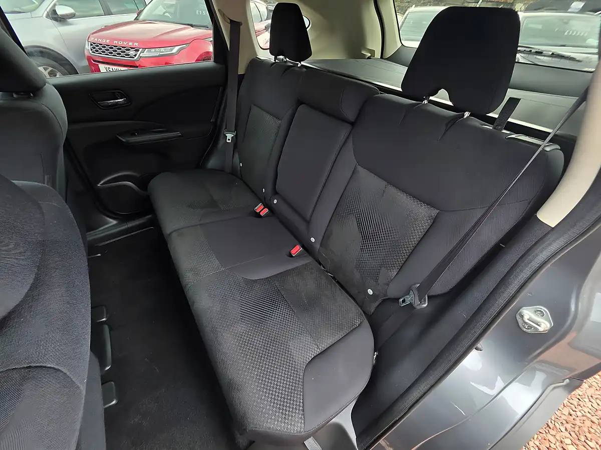Used 2016 Honda Cr-V Se Plus Navi Grey - Interior and Exterior details 12