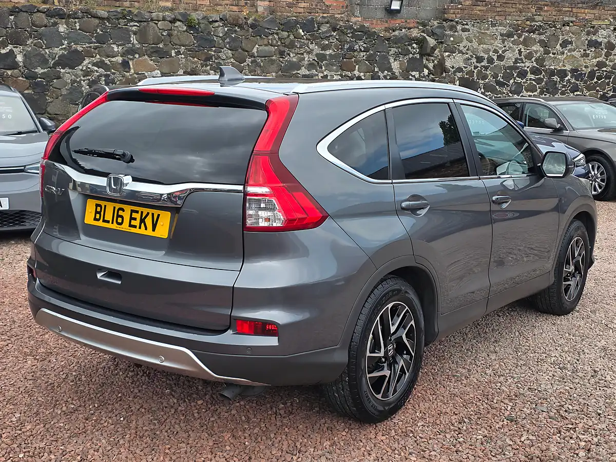 Used 2016 Honda Cr-V Se Plus Navi Grey - Interior and Exterior details 18