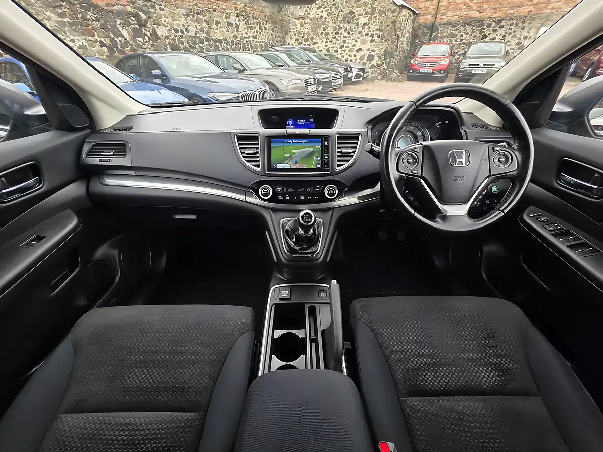 Used 2016 Honda Cr-V Se Plus Navi Grey - Interior and Exterior details 7