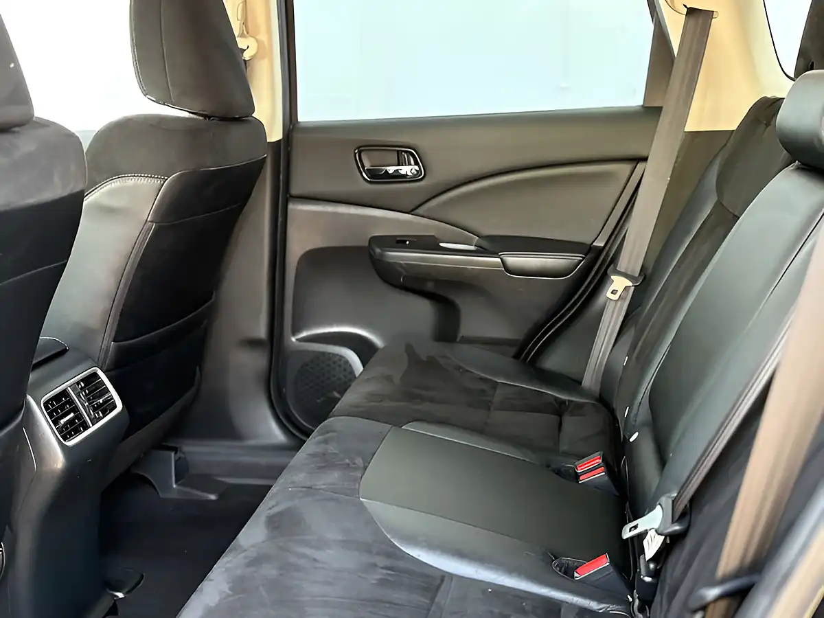Used 2016 Honda Cr-V Sr Crystal Black - Interior and Exterior details 17