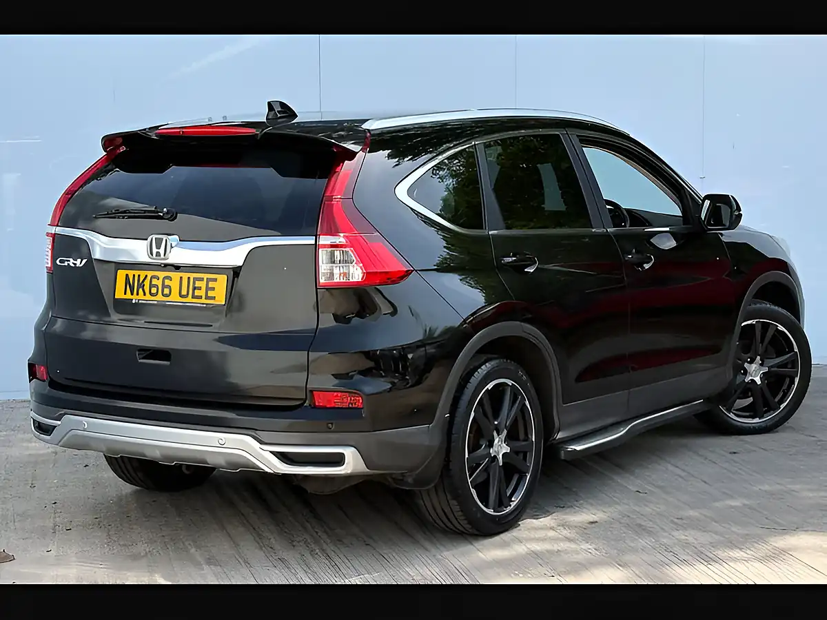 Used 2016 Honda Cr-V Sr Crystal Black - Interior and Exterior details 3
