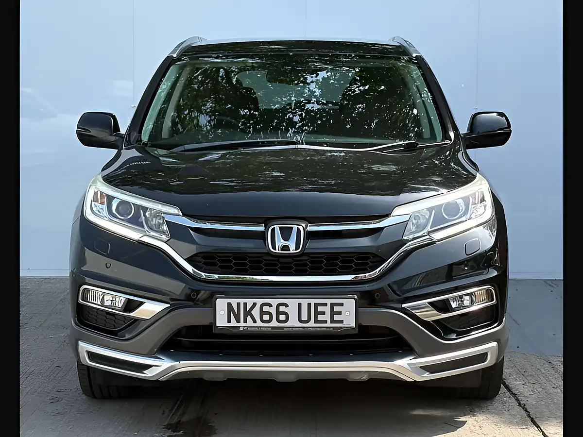 Used 2016 Honda Cr-V Sr Crystal Black - Interior and Exterior details 4