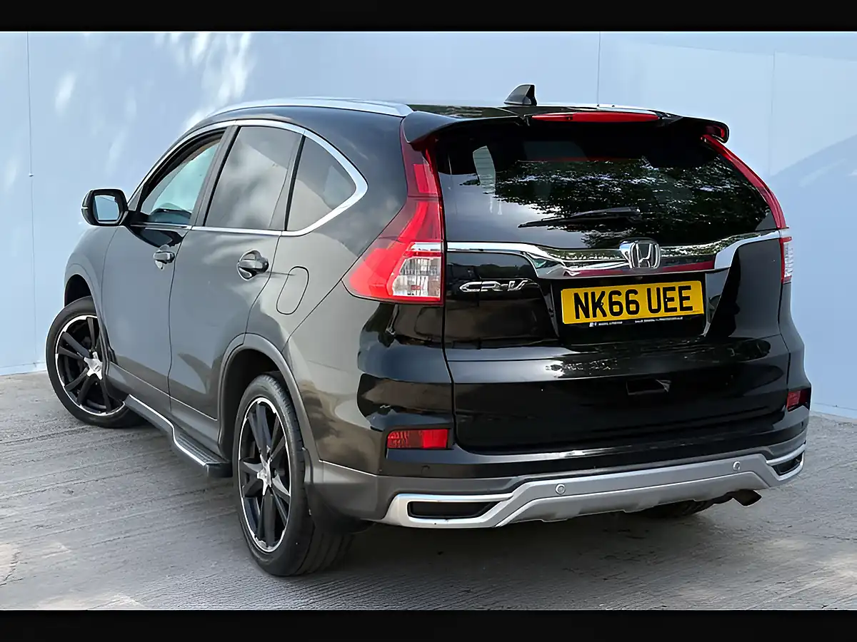 Used 2016 Honda Cr-V Sr Crystal Black - Interior and Exterior details 6