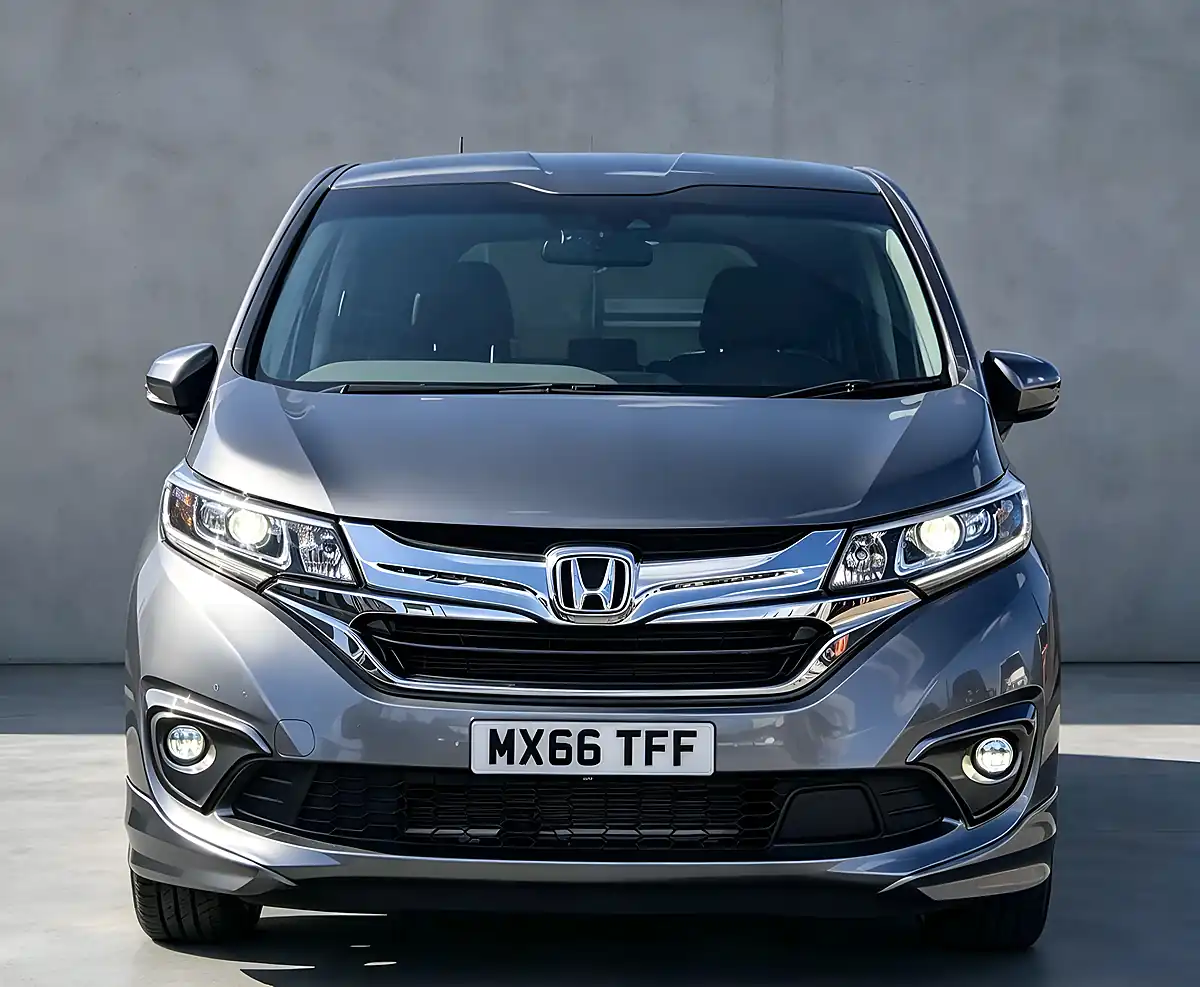 Used 2016 Honda Freed +plus GB8 Grey - Interior and Exterior details 3