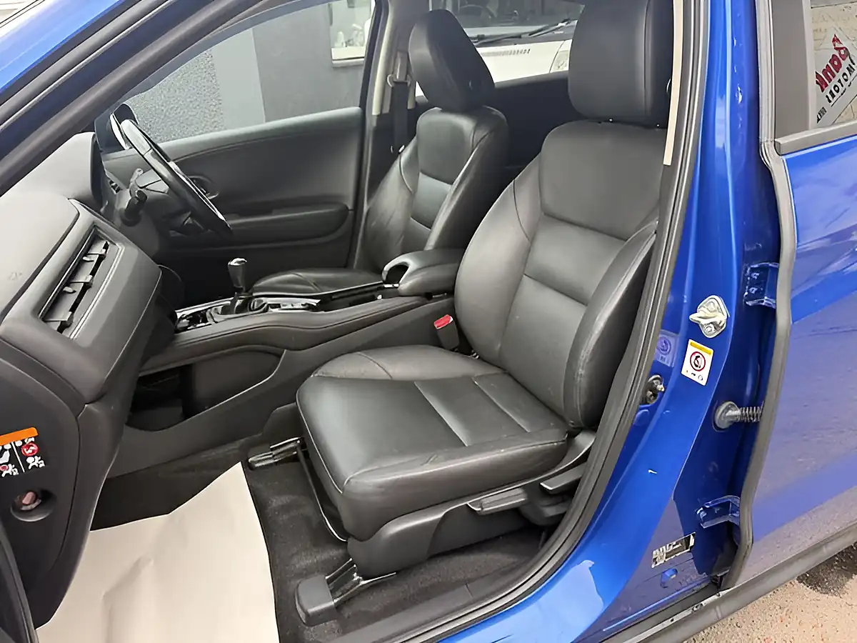 Used 2016 Honda Hr-V Ex Blue - Interior and Exterior details 12