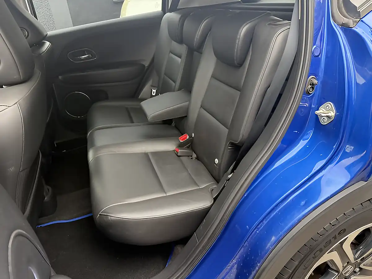 Used 2016 Honda Hr-V Ex Blue - Interior and Exterior details 14