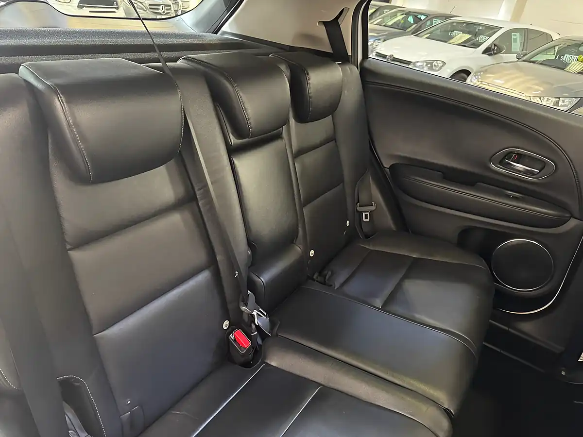 Used 2016 Honda Hr-V Ex White - Interior and Exterior details 13