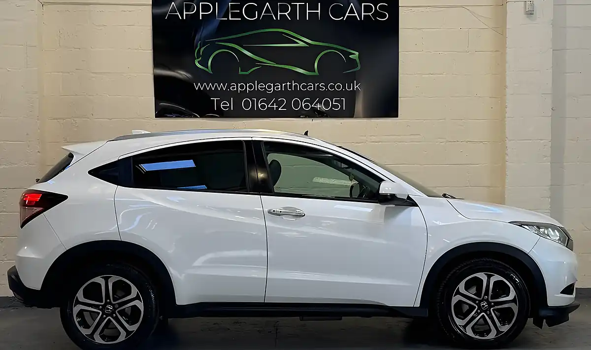 Used 2016 Honda Hr-V Ex White - Interior and Exterior details 2