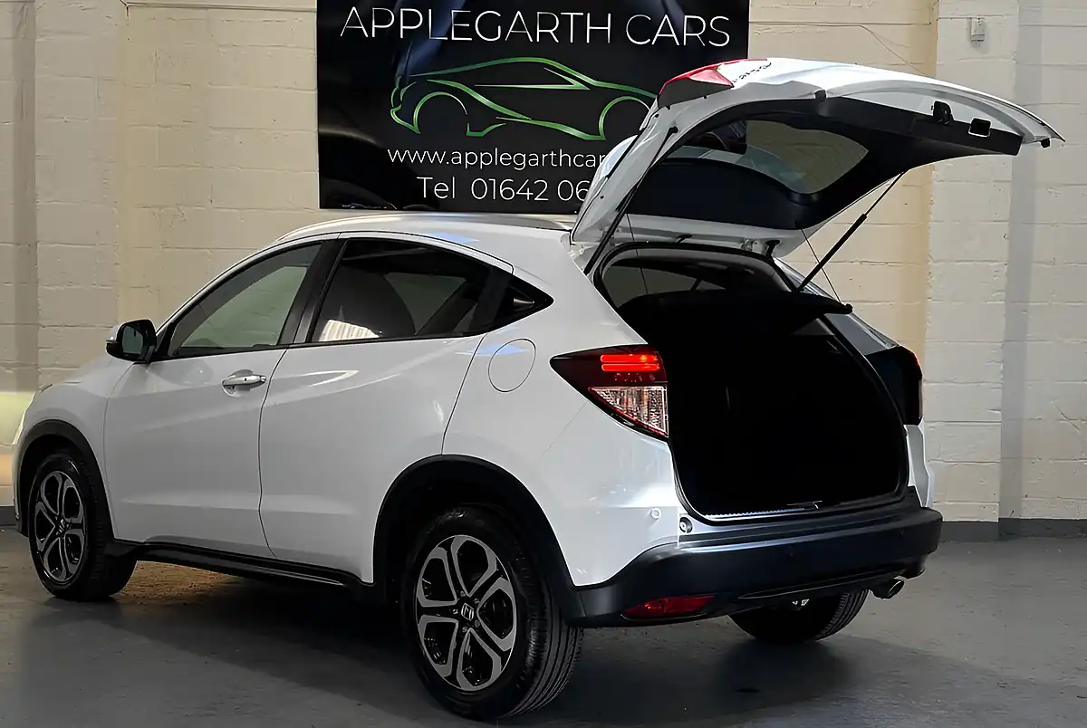 Used 2016 Honda Hr-V Ex White - Interior and Exterior details 8
