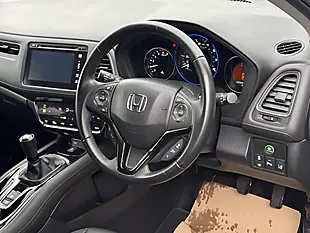 Used 2016 Honda Hr-V Executive Silver - Interior and Exterior details 14