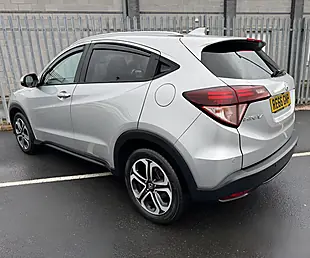 Used 2016 Honda Hr-V Executive Silver - Interior and Exterior details 4