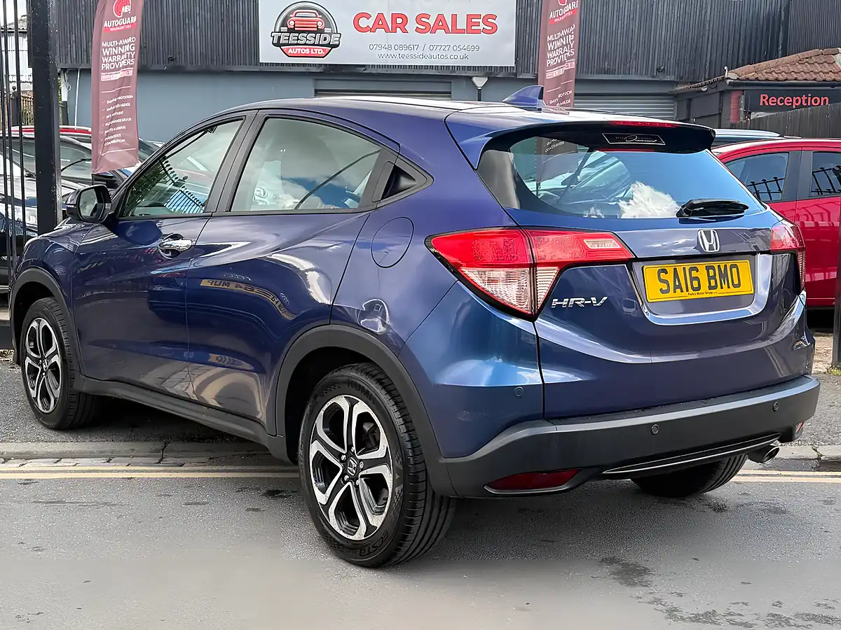 Used 2016 Honda Hr-V Se Navi Blue - Interior and Exterior details 2