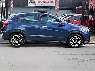 Used 2016 Honda Hr-V Se Navi Blue - Interior and Exterior details 3