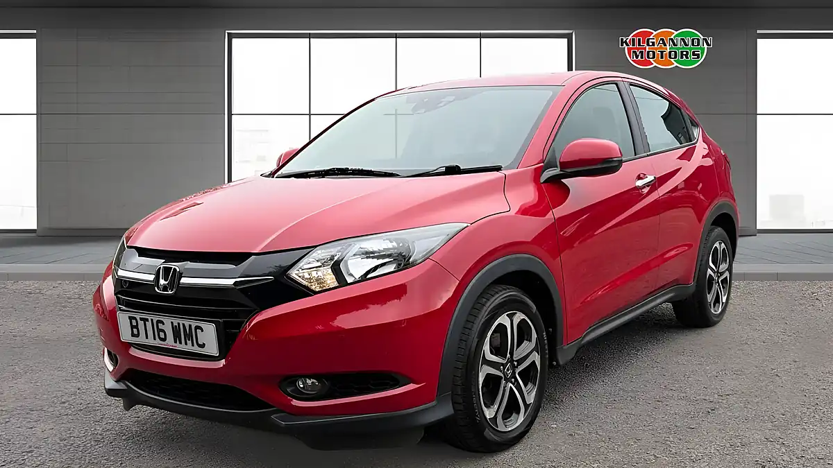 Used 2016 Honda Hr-V Se Navi Red - Interior and Exterior details 17