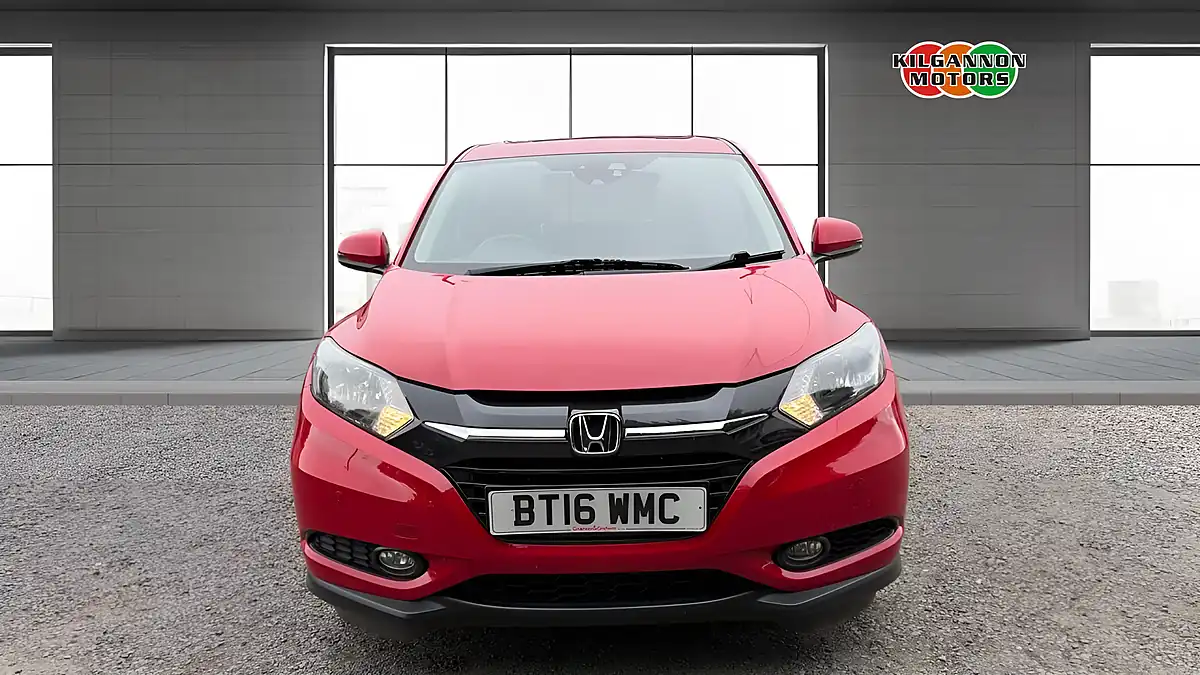 Used 2016 Honda Hr-V Se Navi Red - Interior and Exterior details 4