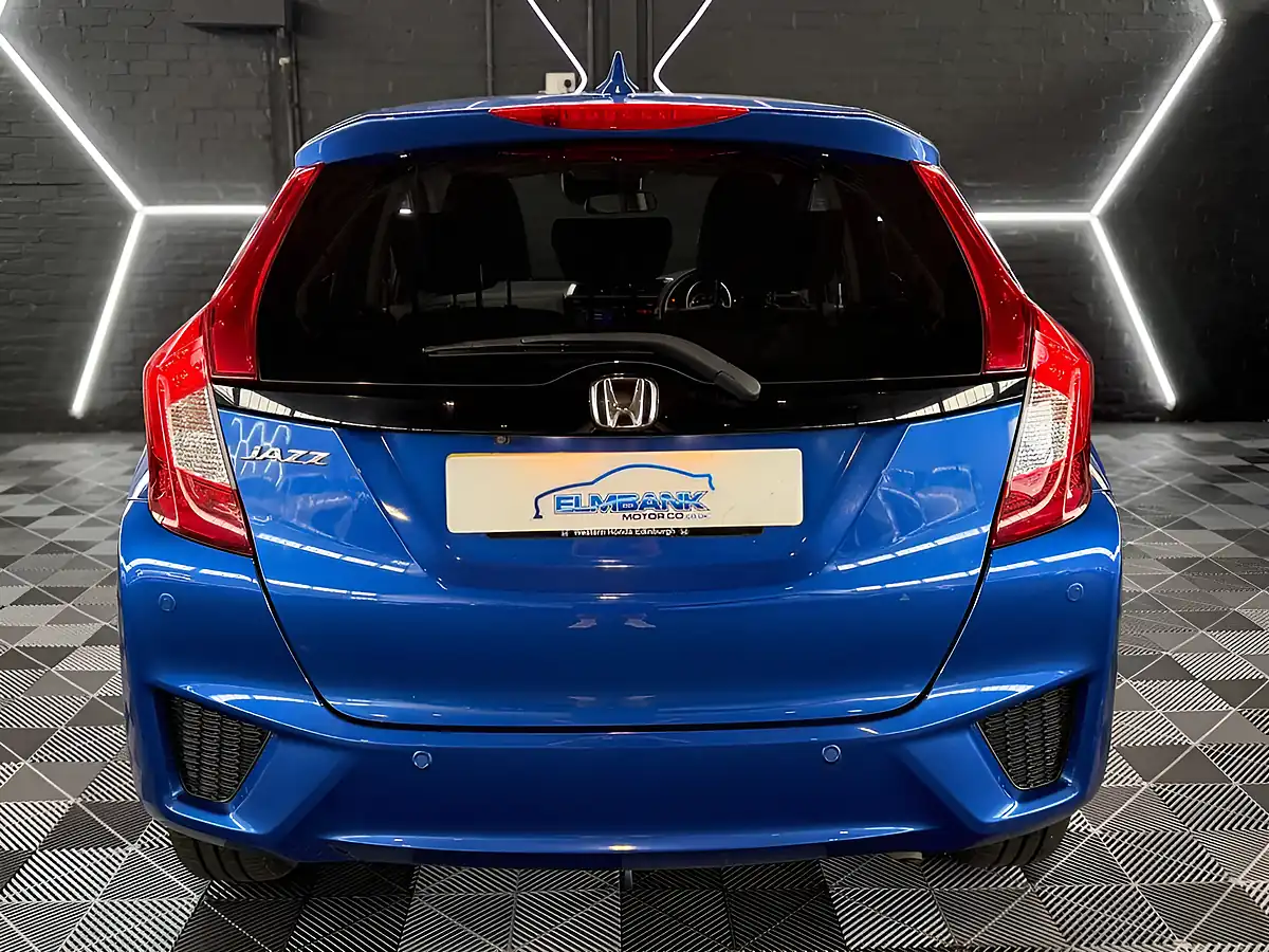 Used 2016 Honda Jazz Ex Blue - Interior and Exterior details 15