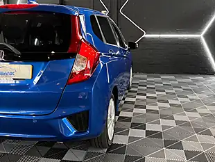 Used 2016 Honda Jazz Ex Blue - Interior and Exterior details 16