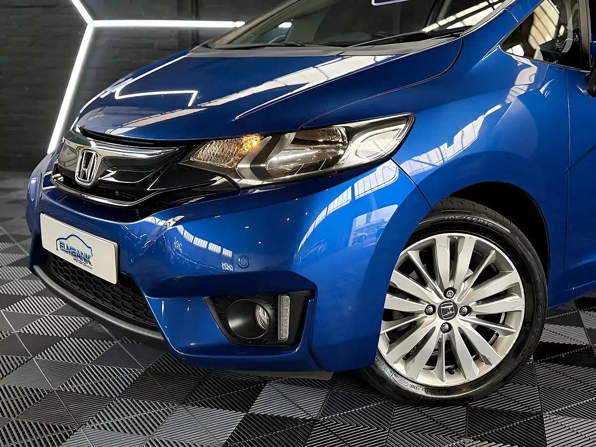 Used 2016 Honda Jazz Ex Blue - Interior and Exterior details 2