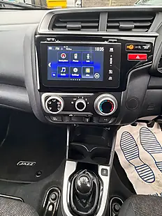 Used 2016 Honda Jazz S Silver - Interior and Exterior details 11