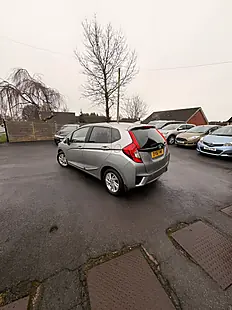Used 2016 Honda Jazz S Silver - Interior and Exterior details 5