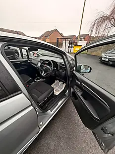 Used 2016 Honda Jazz S Silver - Interior and Exterior details 9
