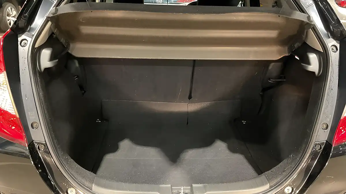Used 2016 Honda Jazz Se Black - Interior and Exterior details 10