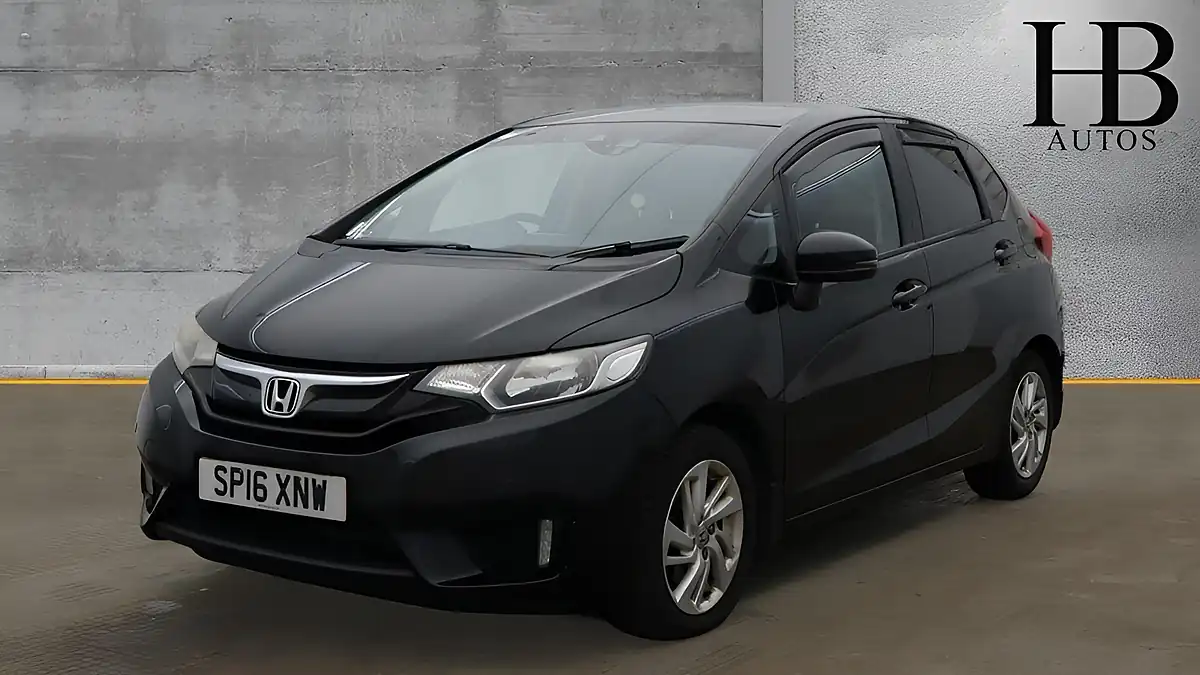 Used 2016 Honda Jazz Se Black - Interior and Exterior details 2