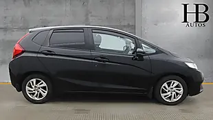 Used 2016 Honda Jazz Se Black - Interior and Exterior details 6