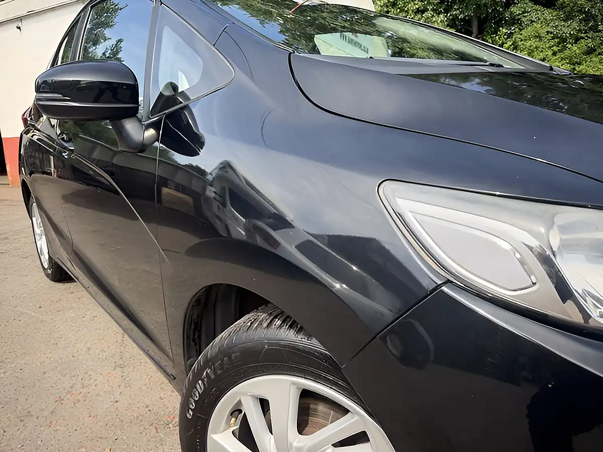 Used 2016 Honda Jazz Se Black - Interior and Exterior details 8