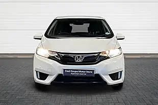 Used 2016 Honda Jazz Se White - Interior and Exterior details 8