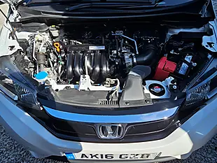 Used 2016 Honda Jazz Se White - Interior and Exterior details 20