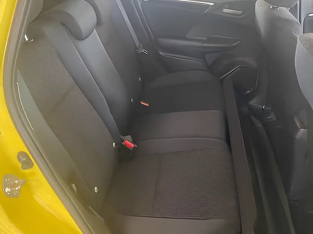 Used 2016 Honda Jazz Se Yellow - Interior and Exterior details 14