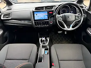 Used 2016 Honda Jazz Se Yellow - Interior and Exterior details 3