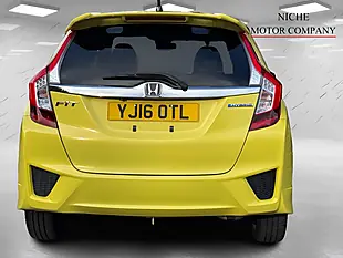 Used 2016 Honda Jazz Se Yellow - Interior and Exterior details 6