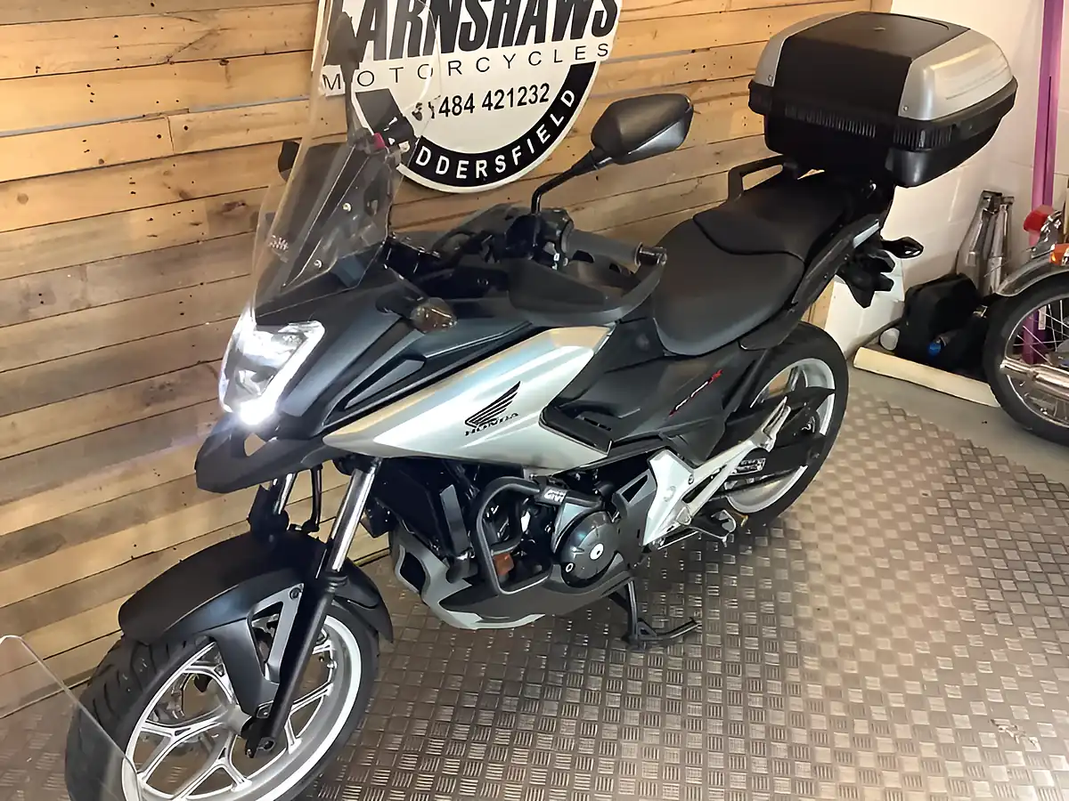 Used 2016 Honda NC750X Black - Interior and Exterior details 3