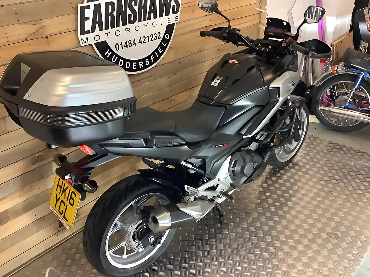 Used 2016 Honda NC750X Black - Interior and Exterior details 4