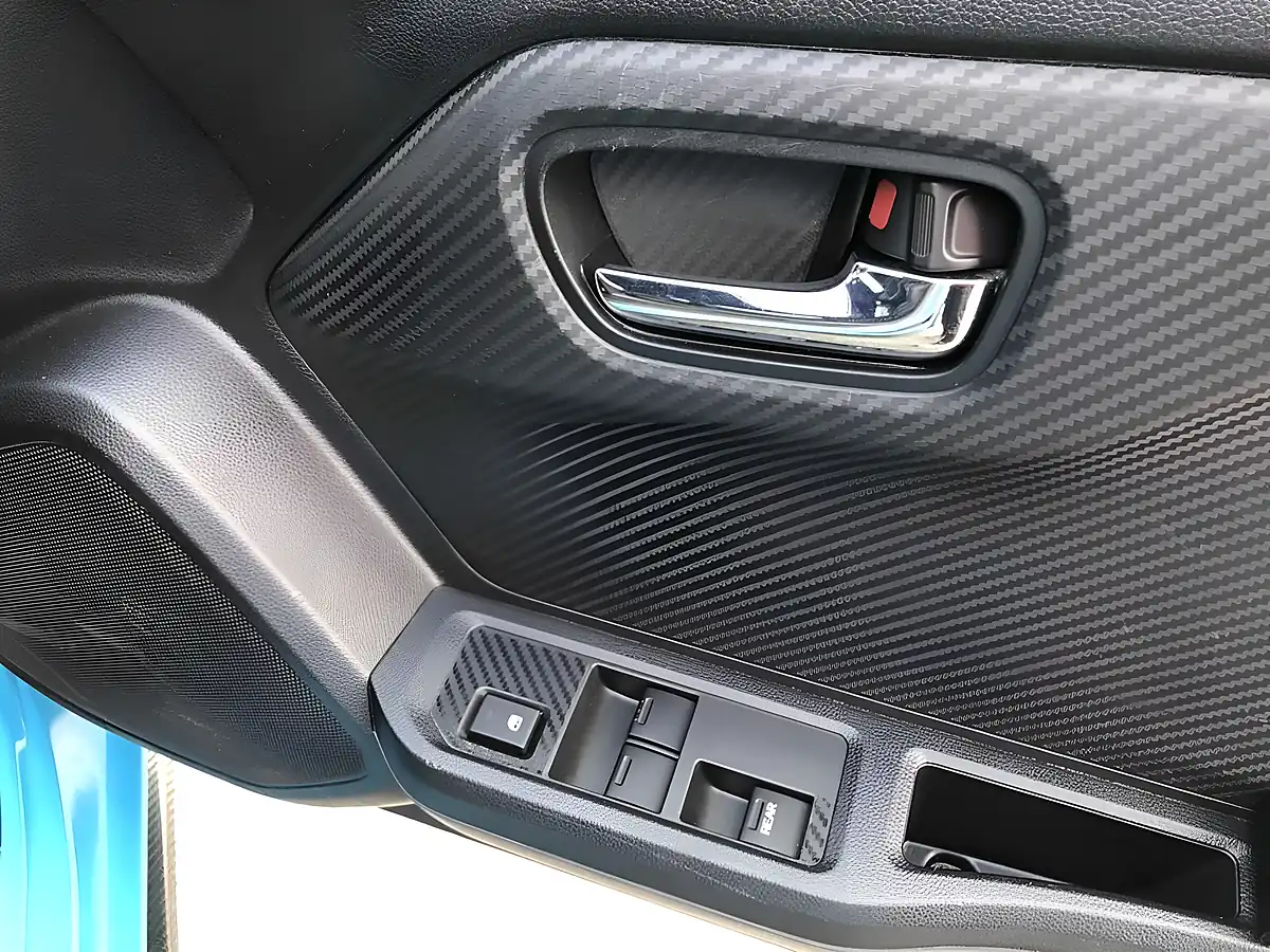 Used 2016 Honda S660 Alpha Blue - Interior and Exterior details 15