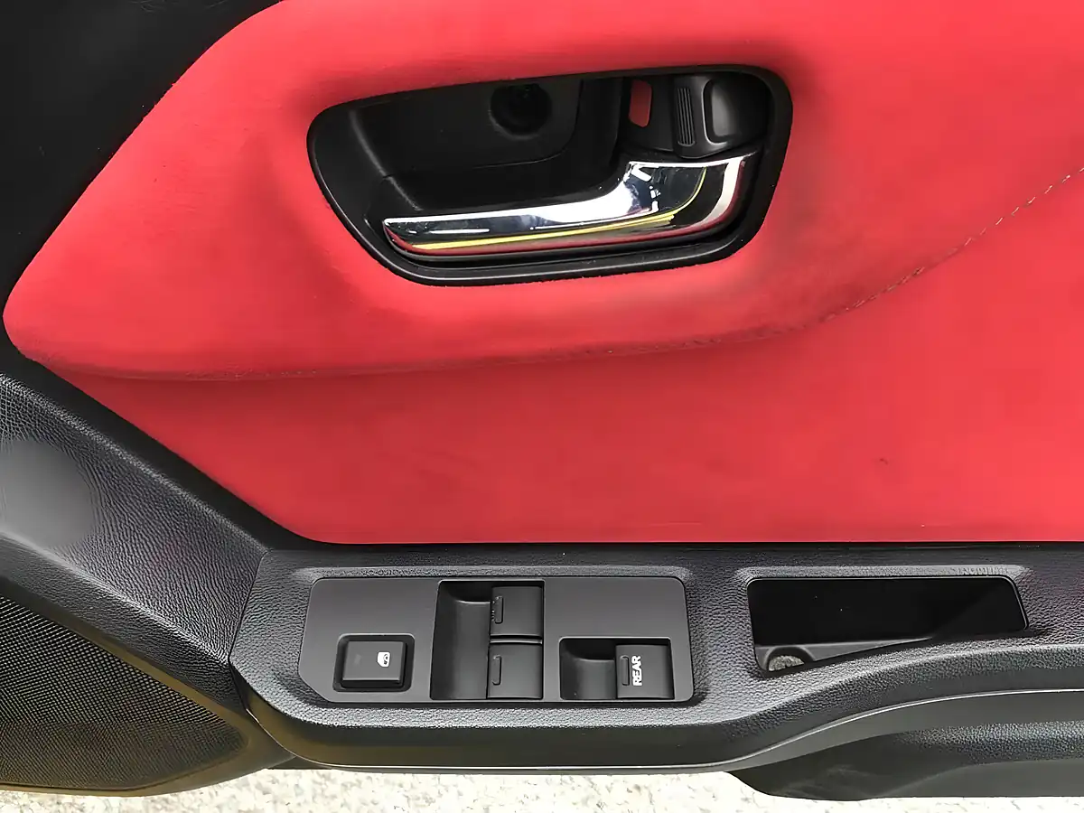 Used 2016 Honda S660 Alpha Yellow - Interior and Exterior details 10