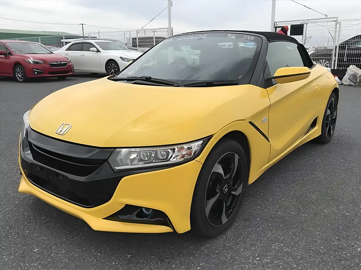 Used 2016 Honda S660 Alpha Yellow - Interior and Exterior details 8