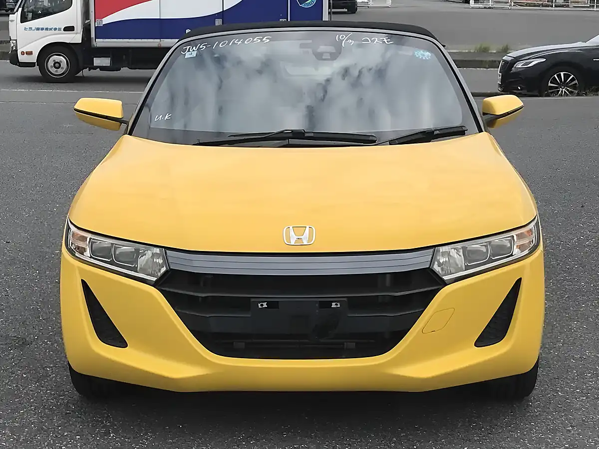 Used 2016 Honda S660 Alpha Yellow - Interior and Exterior details 8