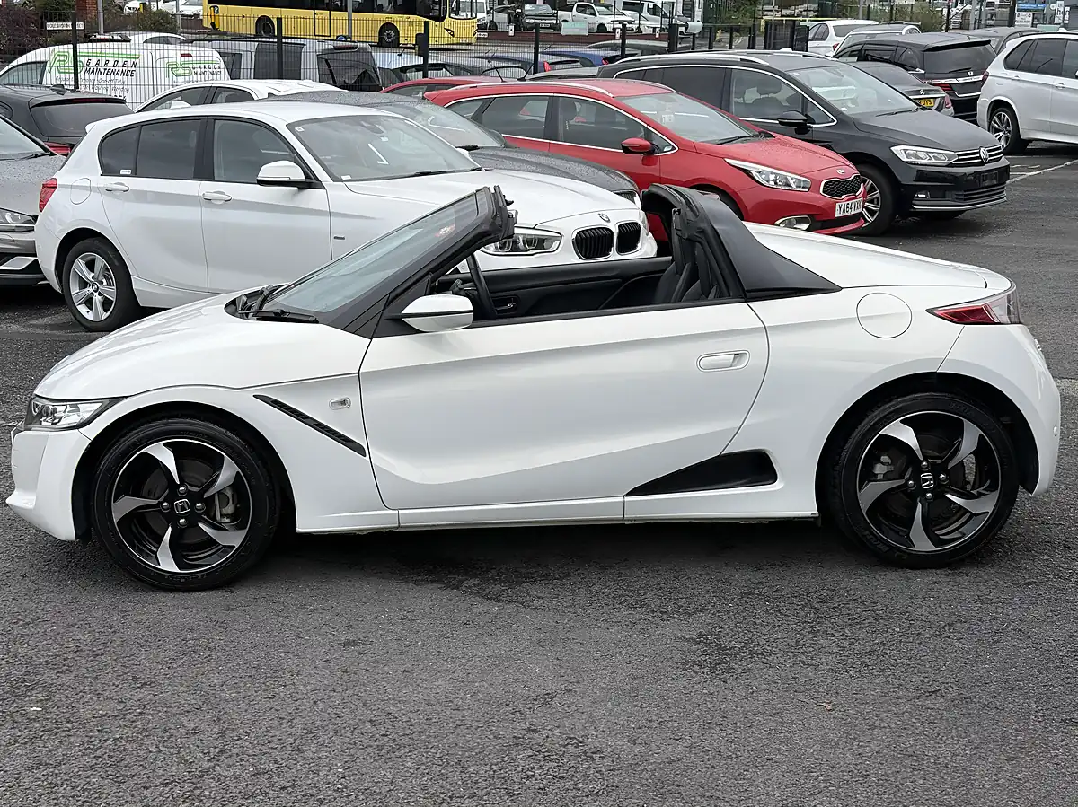 Used 2016 Honda S660 Convertible White - Interior and Exterior details 11