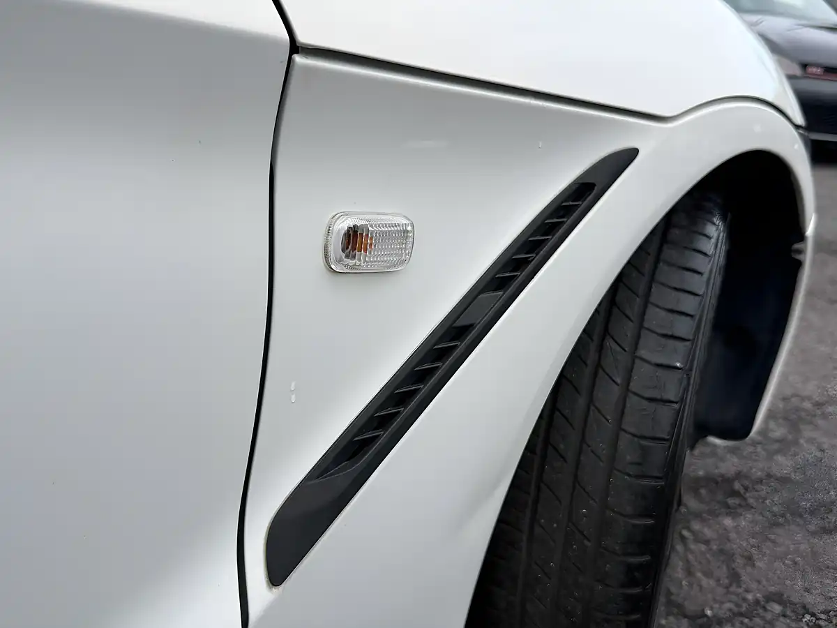 Used 2016 Honda S660 Convertible White - Interior and Exterior details 12