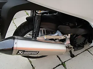 Used 2016 Honda SH300A-G White - Interior and Exterior details 3
