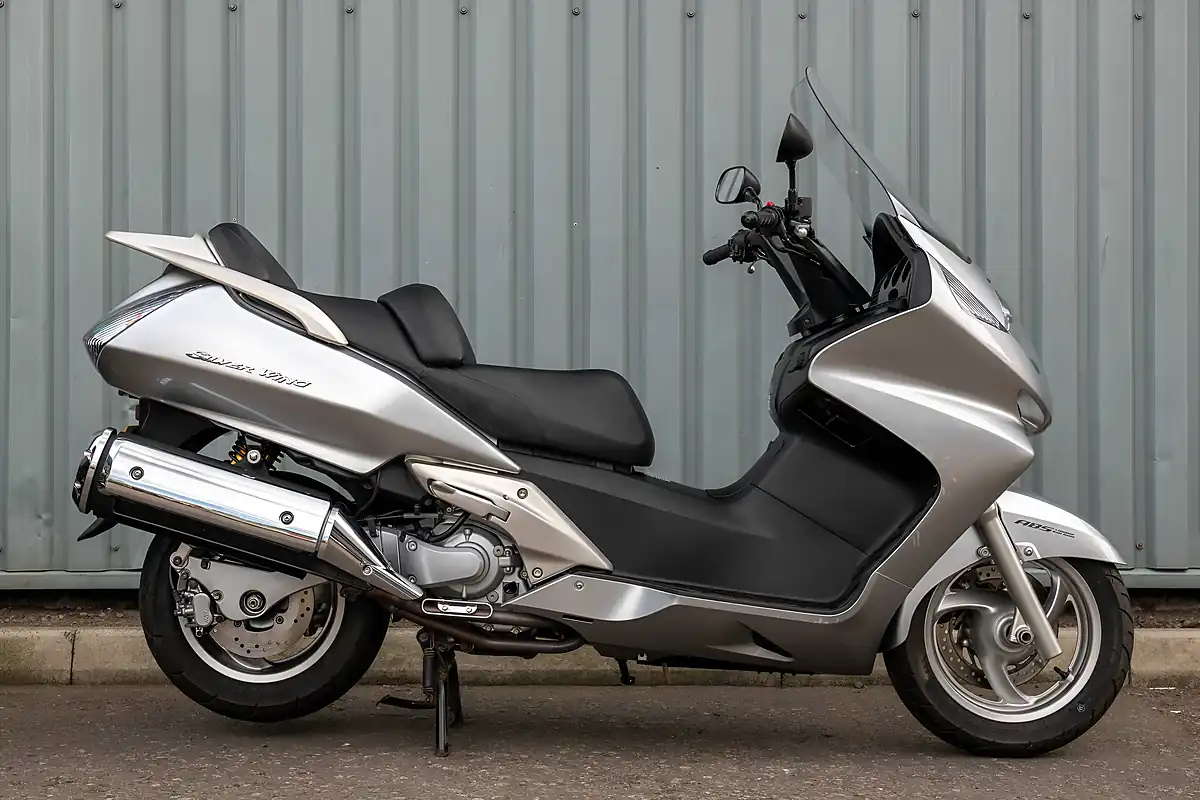Used 2016 Honda Silver Wing 600 Silverwing Silver - Front View