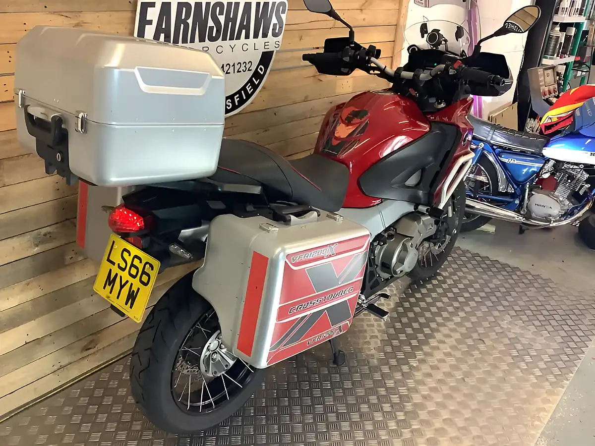 Used 2016 Honda Vfr Adventure Touring Red - Interior and Exterior details 3