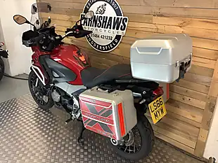 Used 2016 Honda Vfr Adventure Touring Red - Interior and Exterior details 5